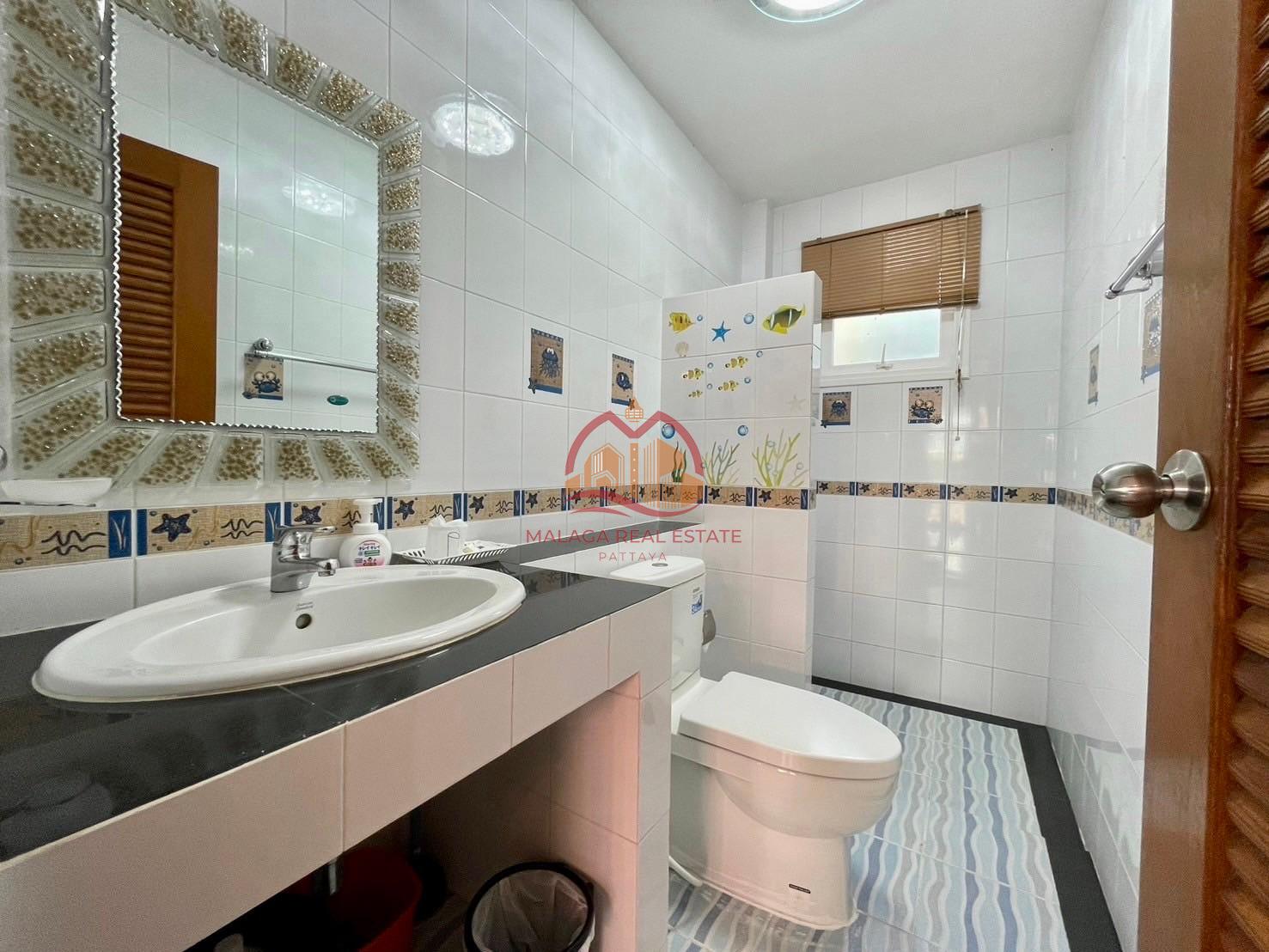 Private House for Sale on Thappraya Soi 15