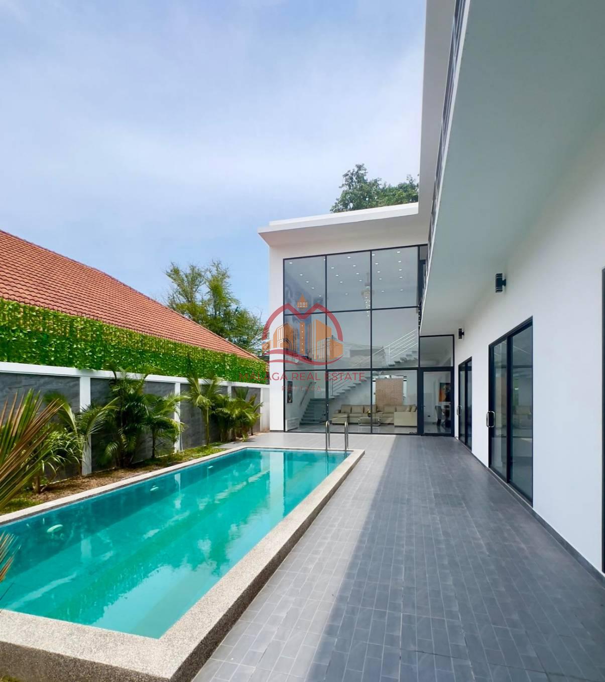 Luxury 6 Bedrooms House on Pratumnak