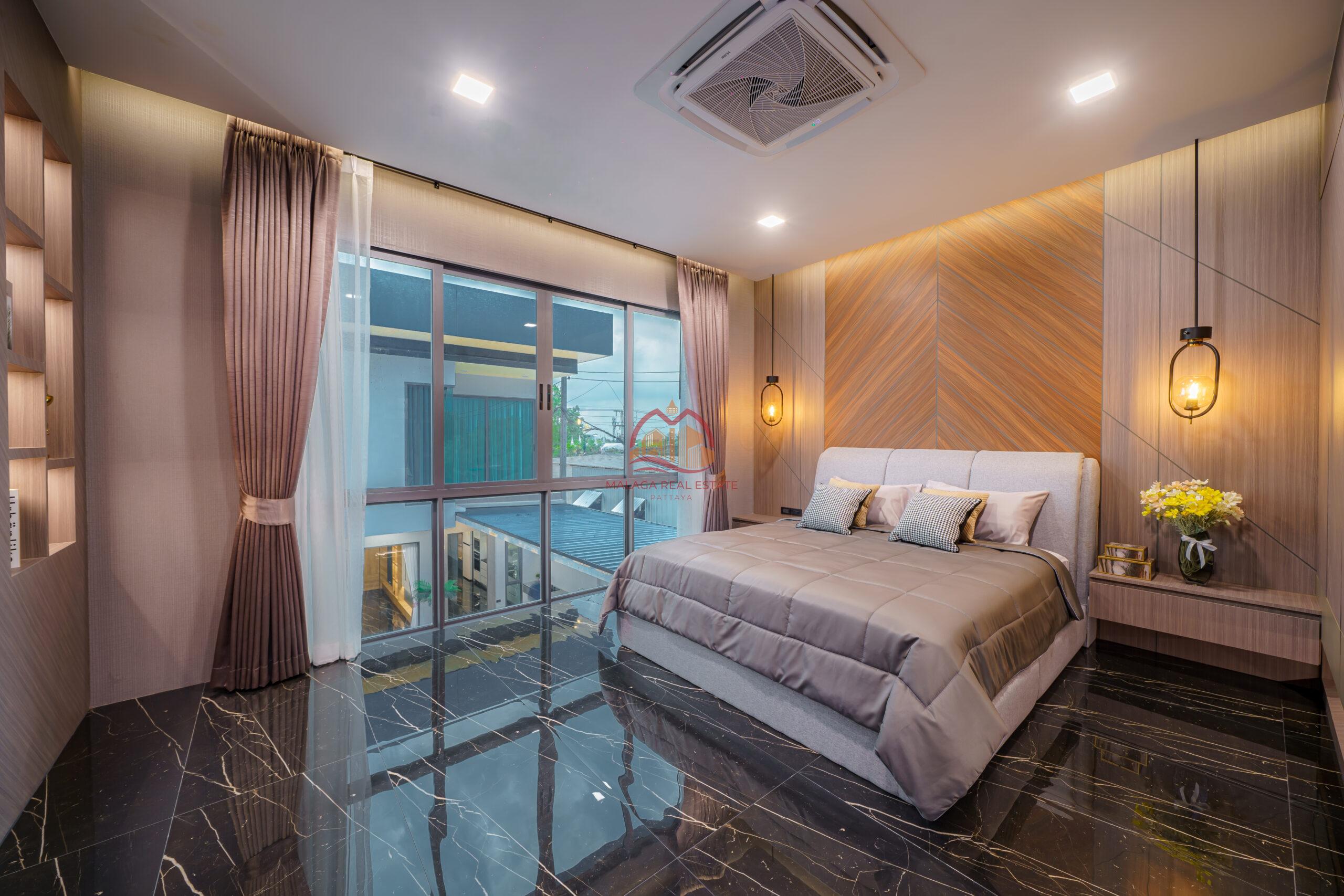 Luxury Modern Pool Villa