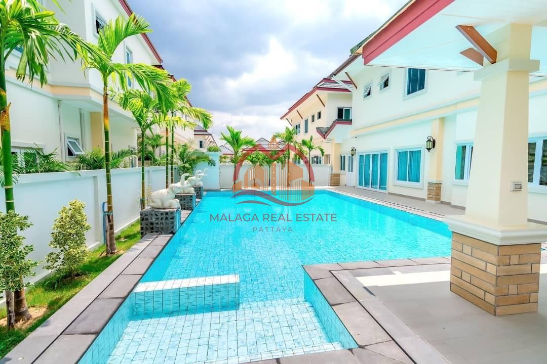 Baan Dusit Pattaya Hill 5