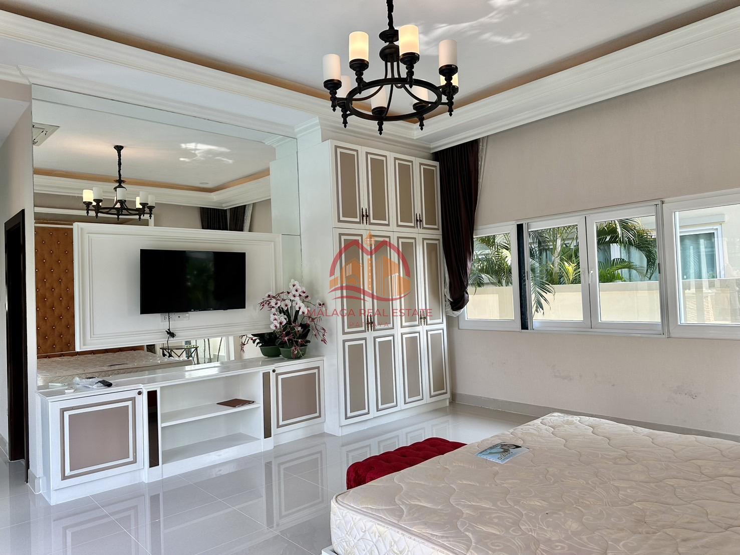 Baan Dusit Pattaya Hill 5