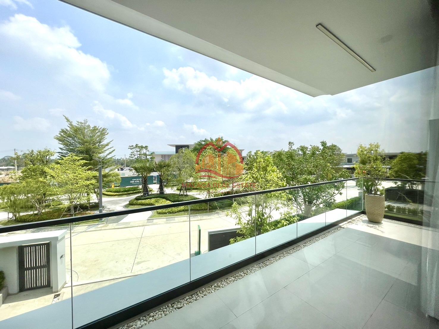 Glory Village Pattaya