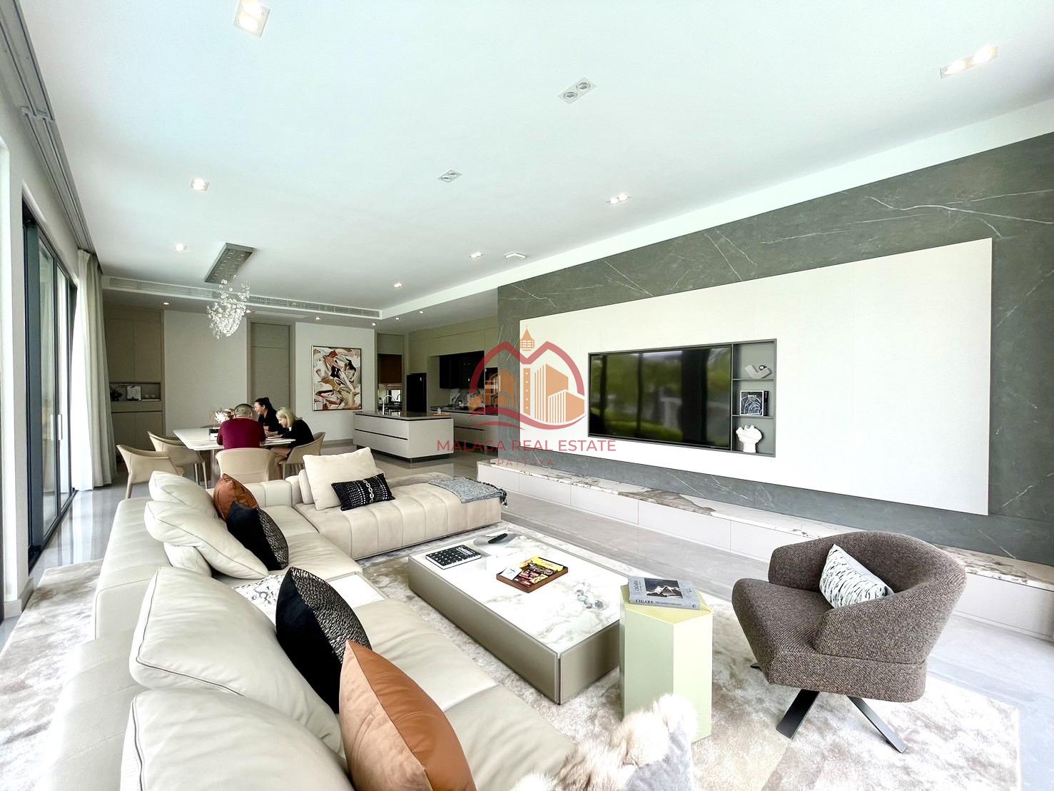 Glory Village Pattaya