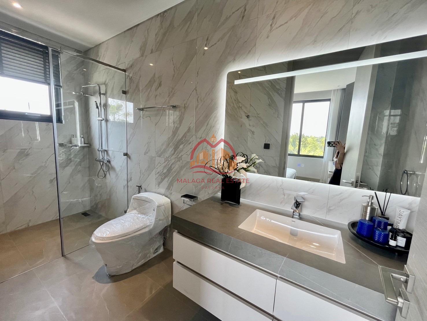 Glory Village Pattaya