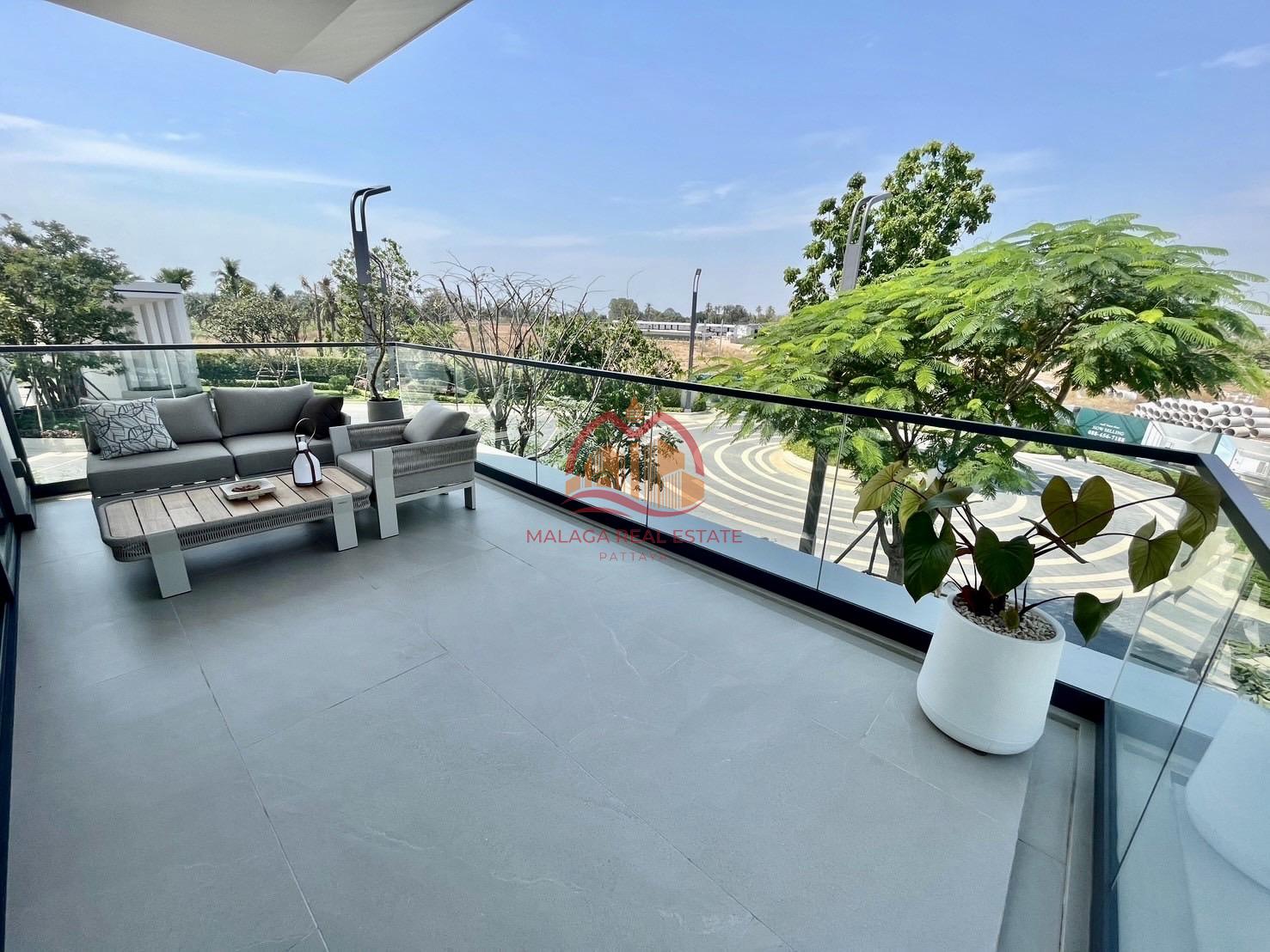 Glory Village Pattaya