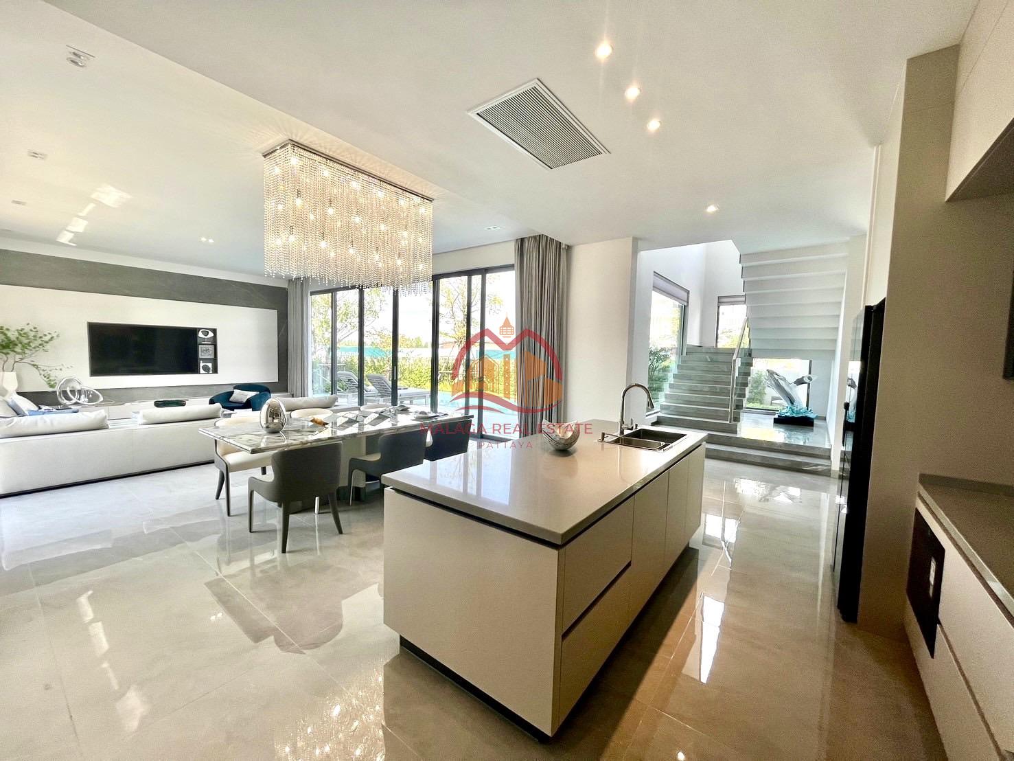 Glory Village Pattaya