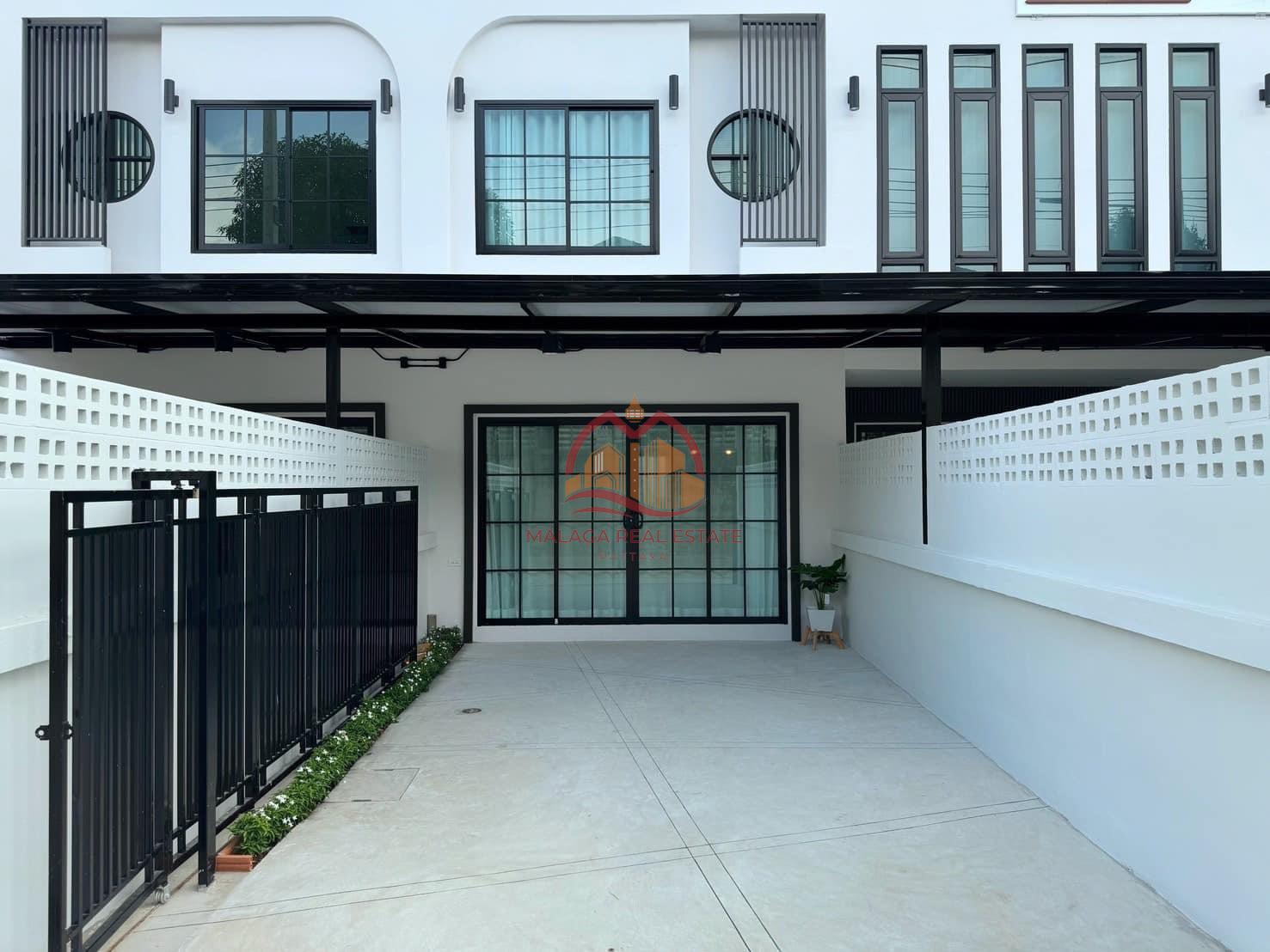 2 Bedroom House in East Pattaya