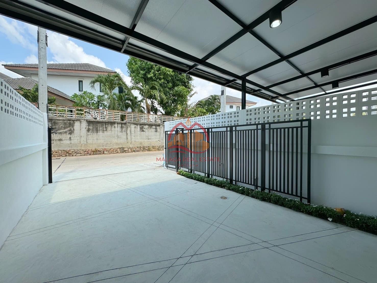 2 Bedroom House in East Pattaya