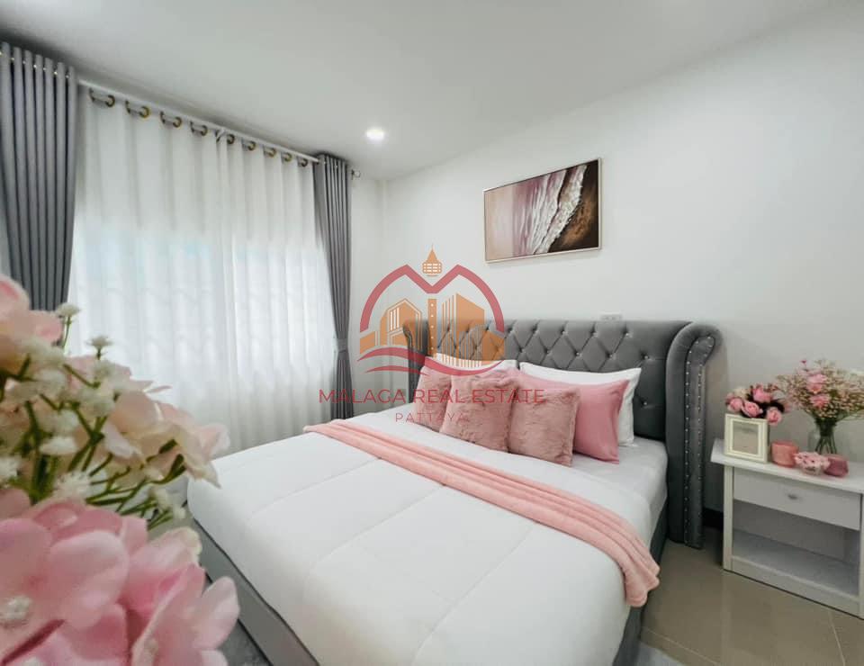 3 Bedrooms Family House at Mabprachan