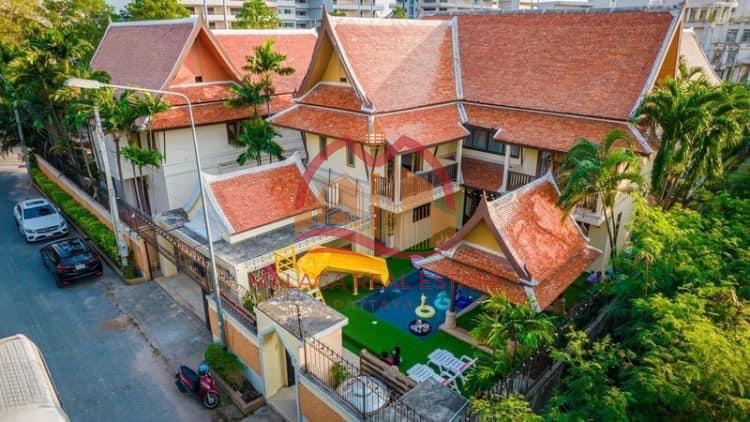 Villa 3 Bedroom On Pratumnak Hill