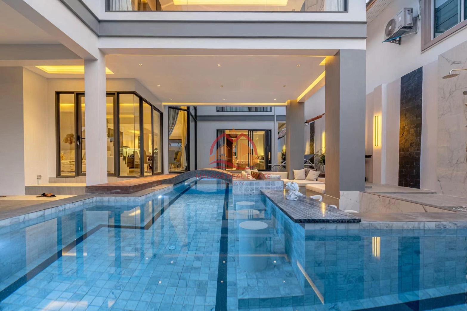 5 Bedrooms Modern Pool Villa