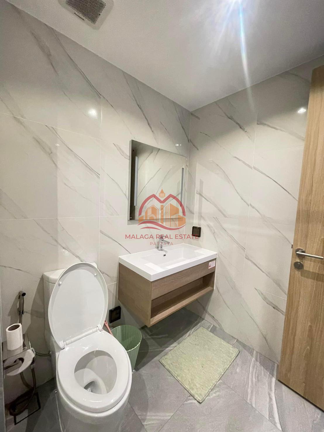 Once Pattaya Condominium