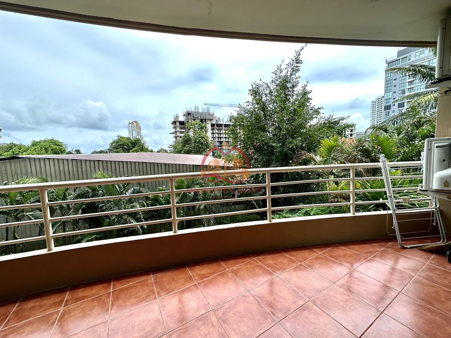 Executive Residence 4