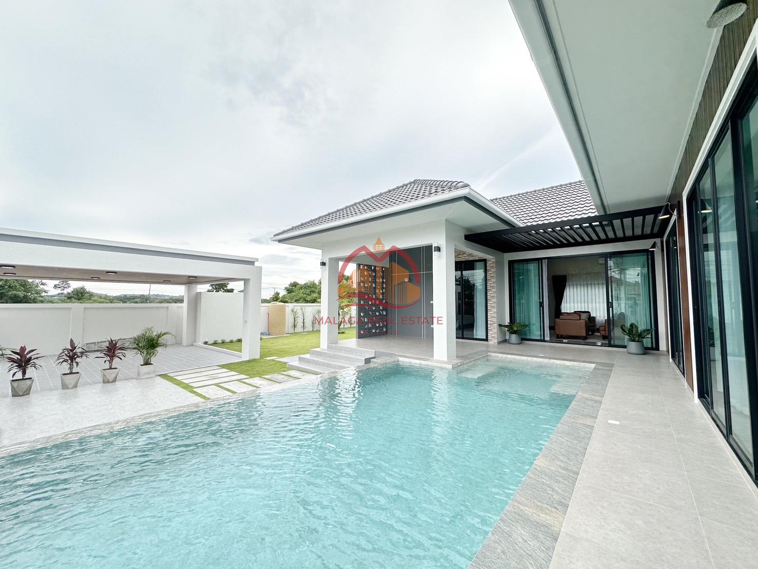 Pool Villa 3Bedrooms in East Pattaya