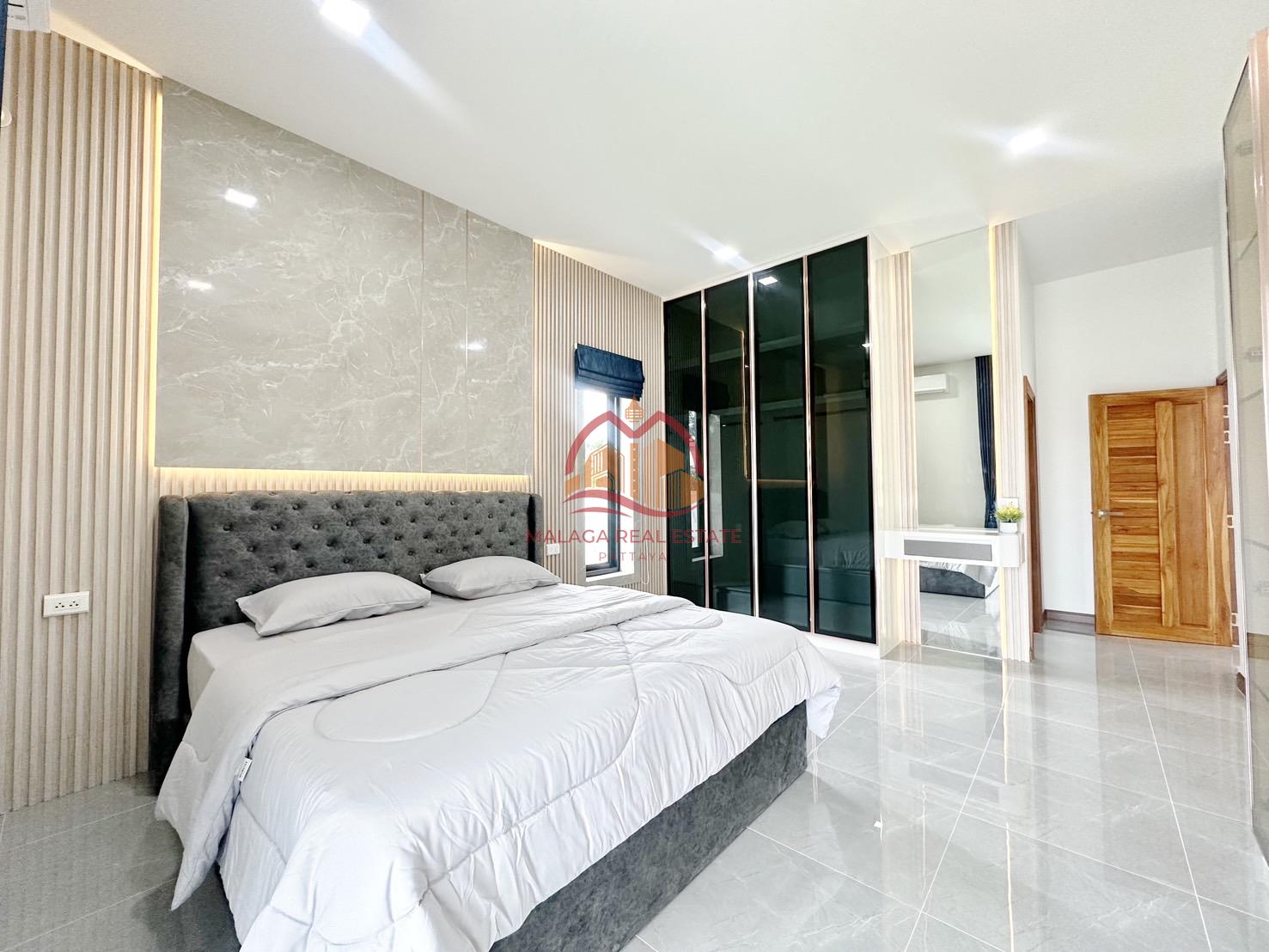 Pool Villa 3Bedrooms in East Pattaya