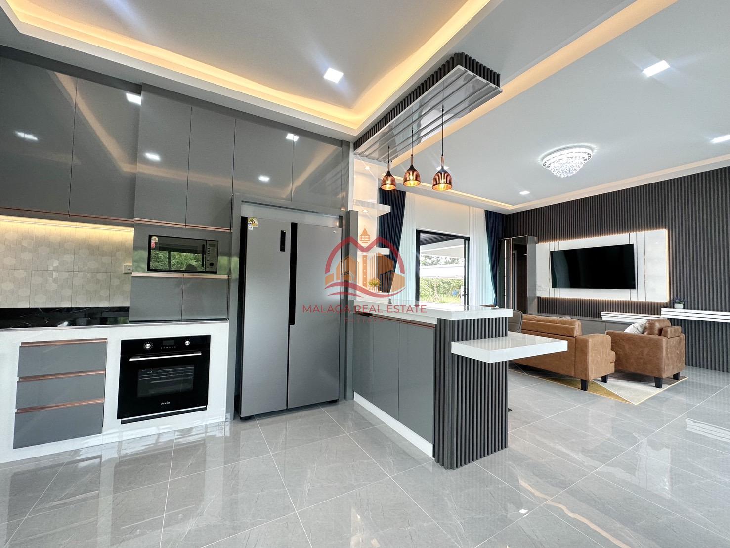 Pool Villa 3Bedrooms in East Pattaya