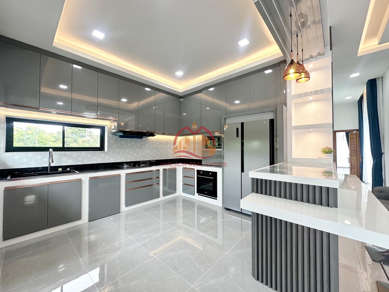 Pool Villa 3Bedrooms in East Pattaya