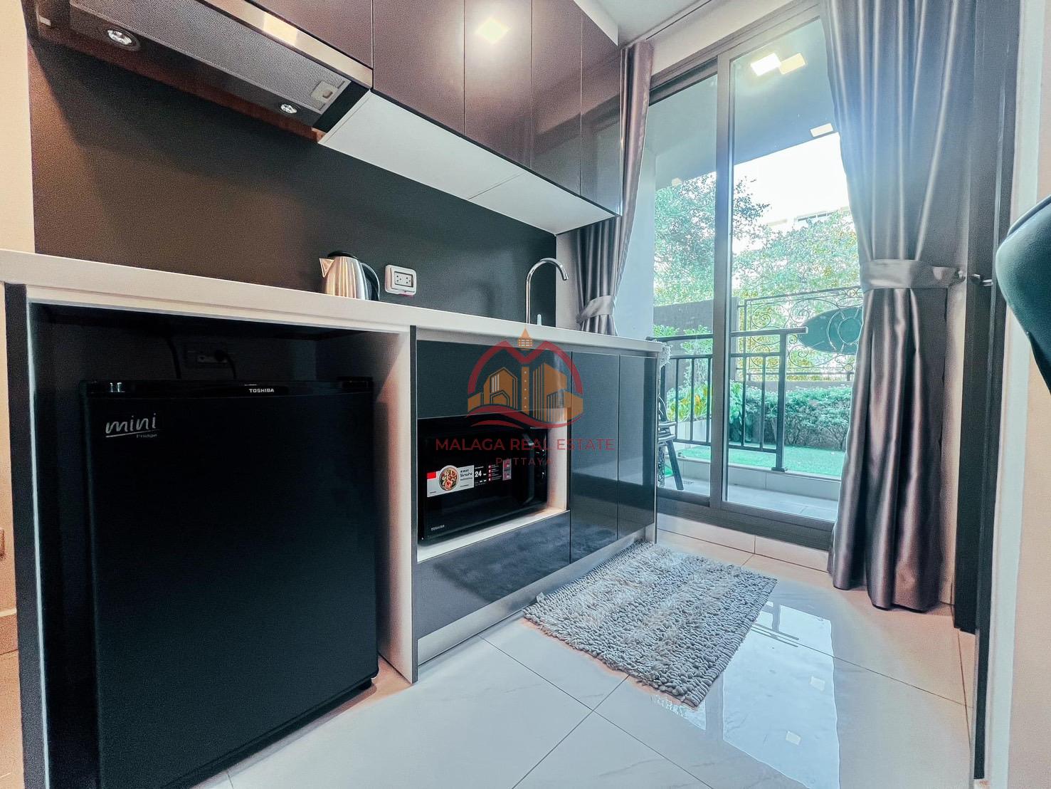 Arcadia Center Suite