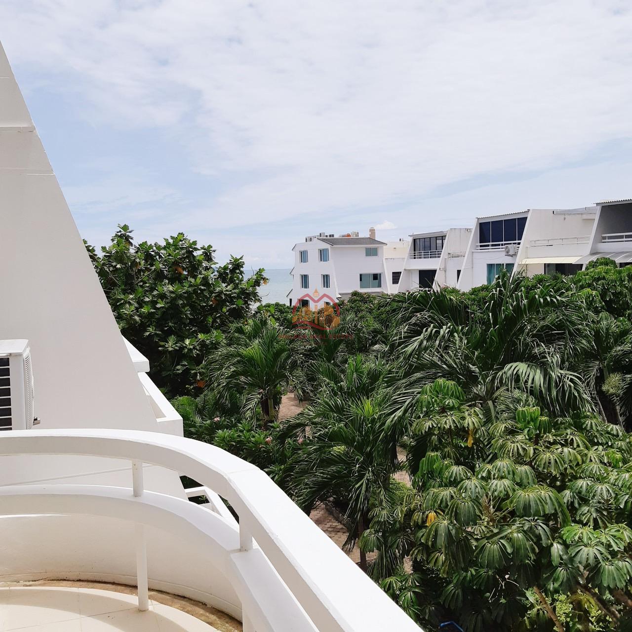 Chom Talay Resort