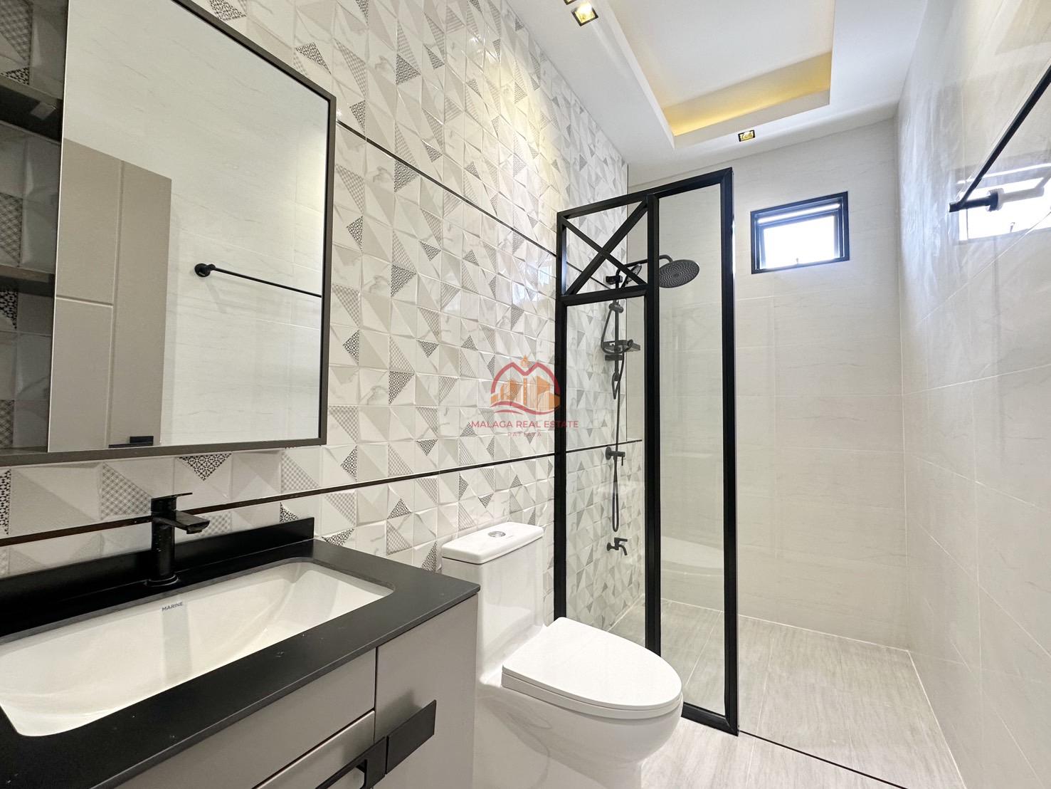3 Bedrooms Family Home