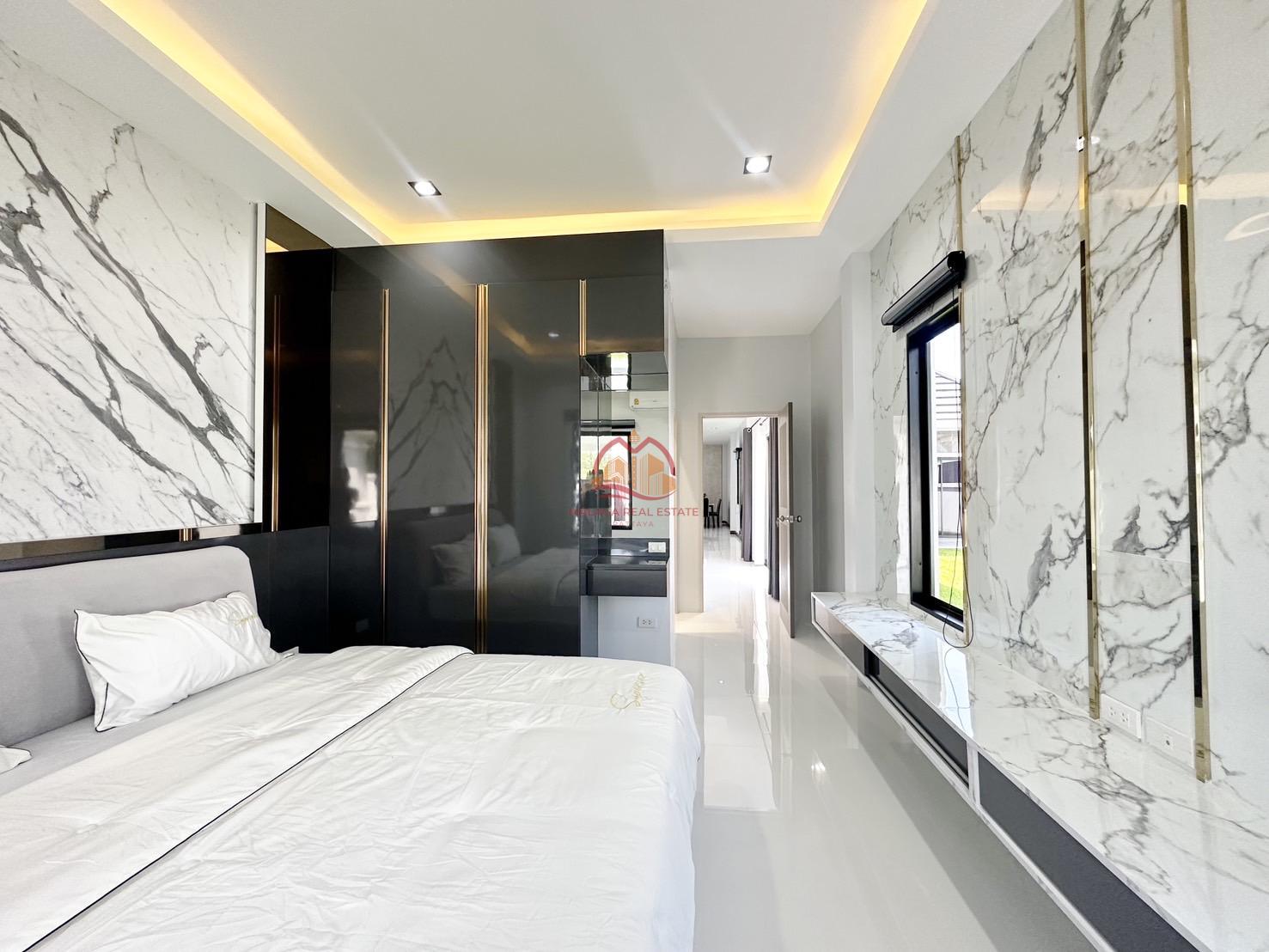 3 Bedrooms Family Home