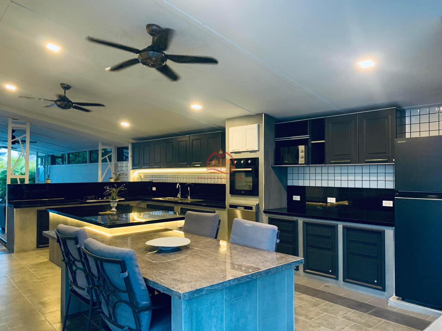 Panalee Banna Village