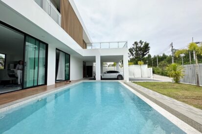 4 Bedrooms Luxury Modern Pool Villa