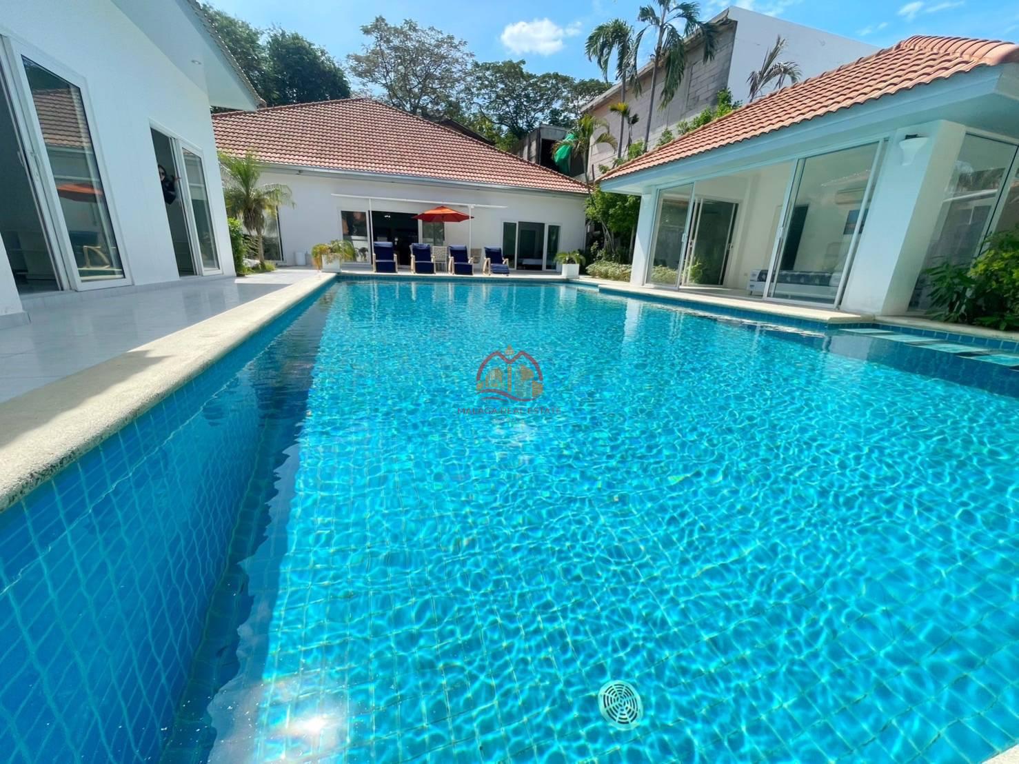 Majestic Residence
