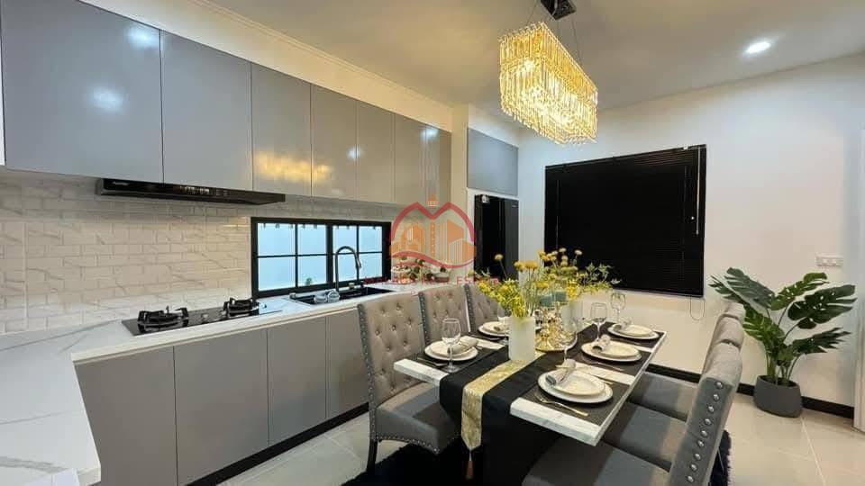 Pattaya Land and House