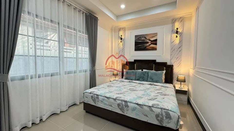 Pattaya Land and House